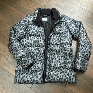 Old Navy Animal Print Puffer Jacket - Medium/Tall